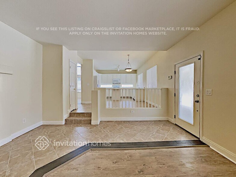 Building Photo - 2745 Rebano St