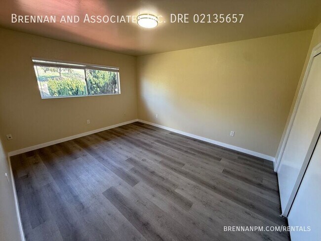 Building Photo - Remodeled 5-Bedroom Home in Bonita – Remod...