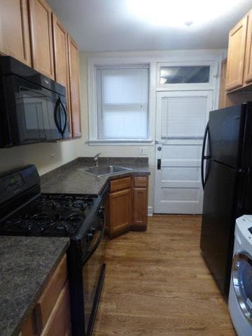 Primary Photo - 7444 Adams St
