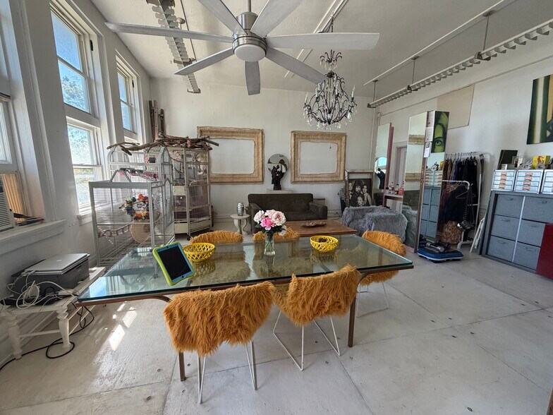 Building Photo - 101 Ten Broeck Ln