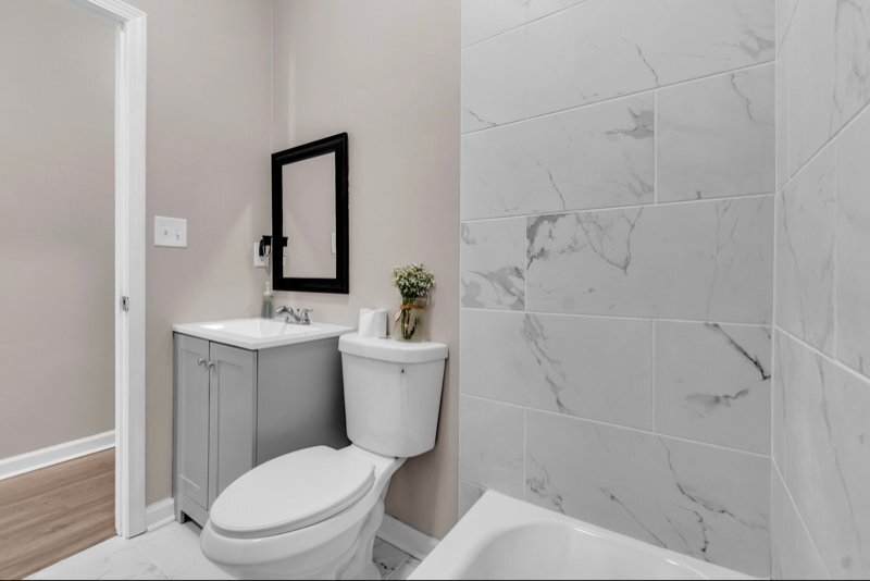 Building Photo - 857 Pope St