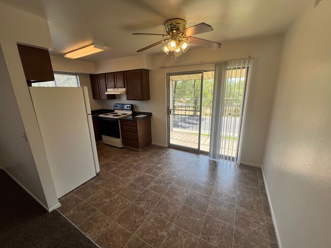 Building Photo - 4689 S Brookwillow Cv