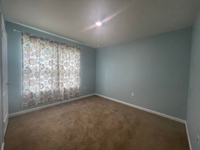 Building Photo - 924 Merganser Way