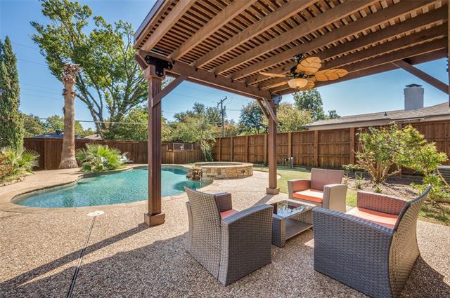 Building Photo - 4554 St Landry Dr