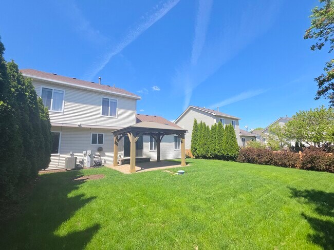 Building Photo - 579 Scott Ln