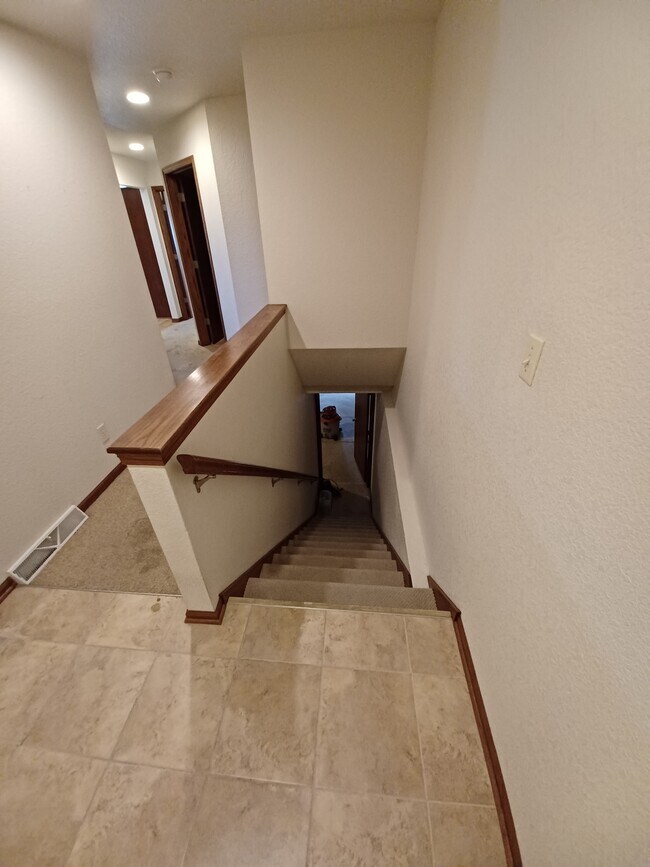 Building Photo - 118 S Heritage Dr