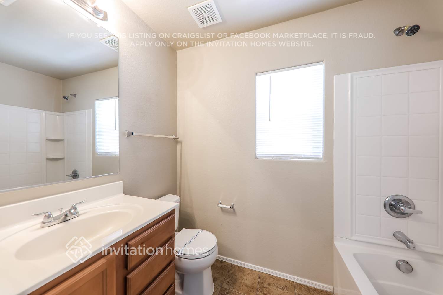 Building Photo - 6412 W Fawn Dr