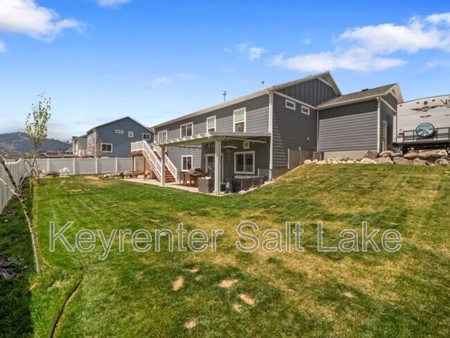 Building Photo - 6463 Maple Valley Cir