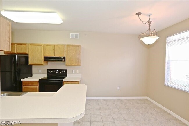 Building Photo - 7945 Preserve Cir