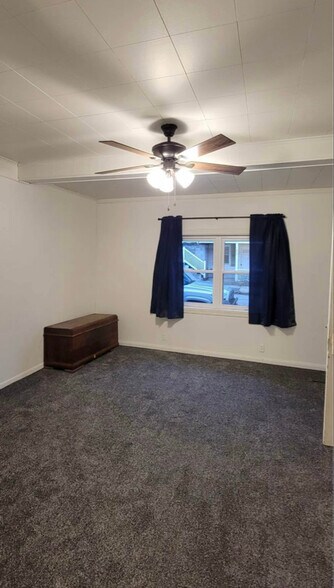 Building Photo - 611 N 3rd St