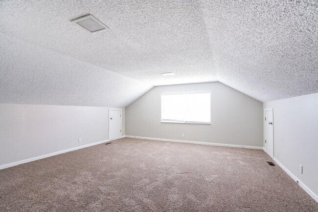 Building Photo - 3413 Westcliffe Ct