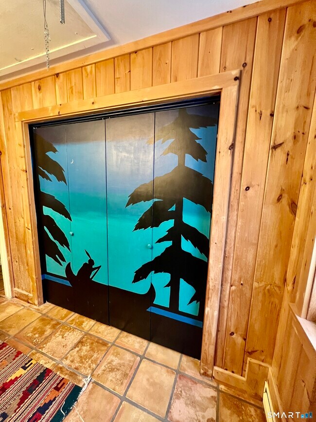 Building Photo - 290 Cliffside Dr