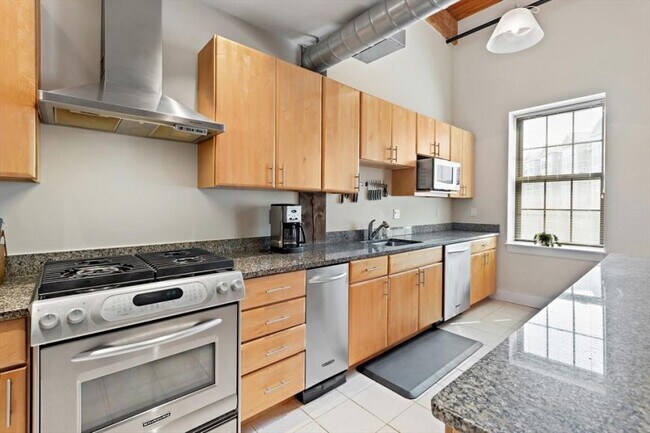 Building Photo - 1 bedroom in Andover MA 01810