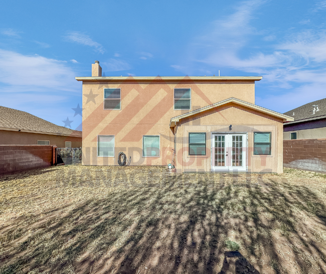 Building Photo - Spacious 4-Bedroom Home in Carlsbad NM