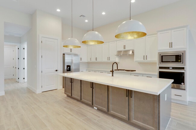 Building Photo - 12549 Nautilus Cir