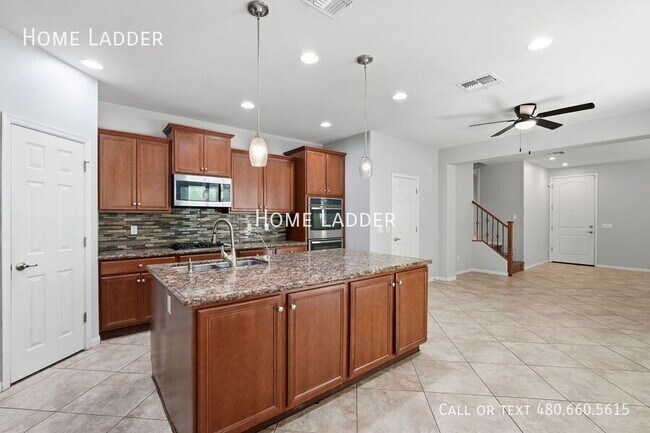 Building Photo - 20741 W Alsap Rd
