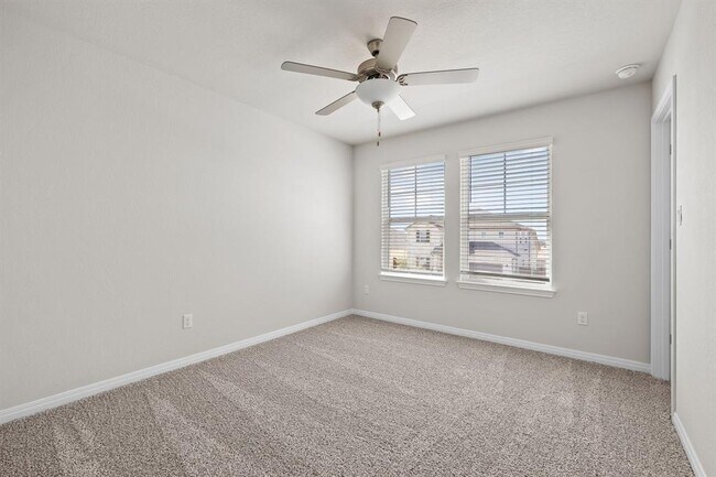 Building Photo - 631 Wild Spur Ln