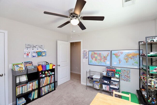 Building Photo - 54 Edinburgh Castle Ln