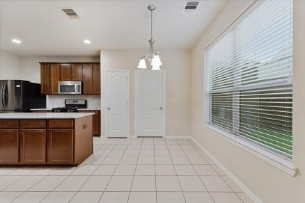 Building Photo - 26116 Chivalry Ct