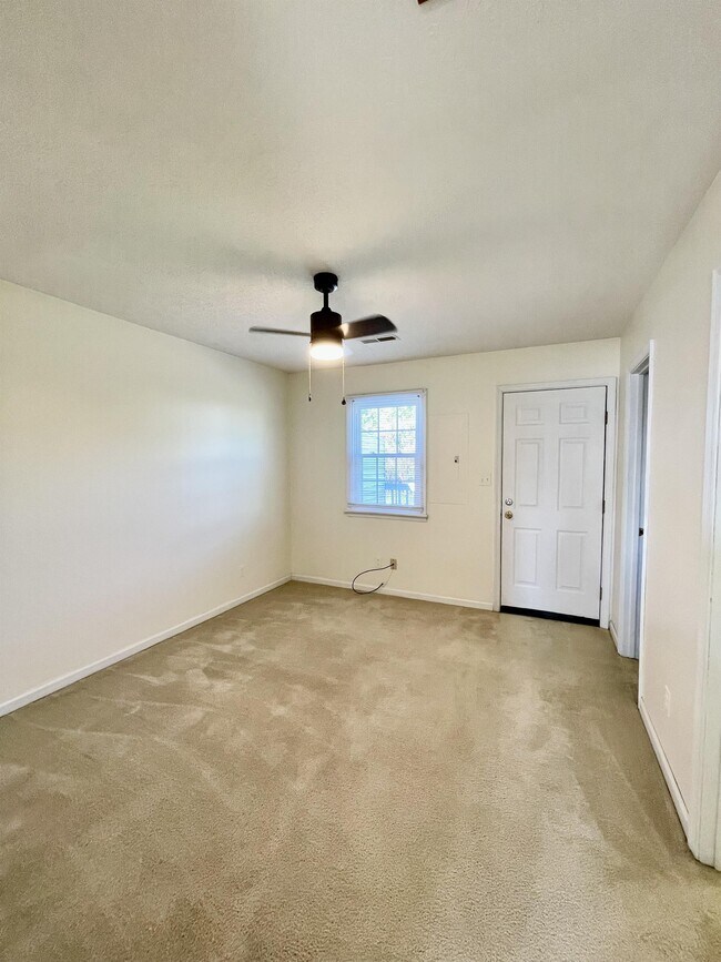 Building Photo - 1141 Homestead Garden Ct