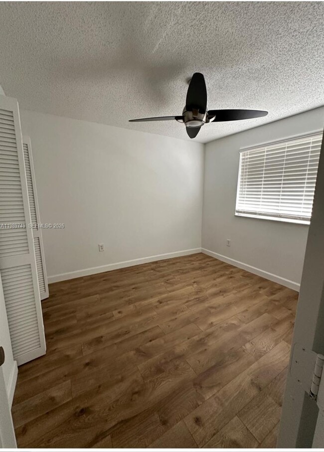 Building Photo - 4021 SW 153rd Ave