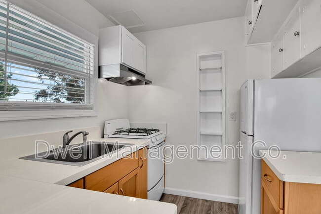Building Photo - 8075 Lemon Ave
