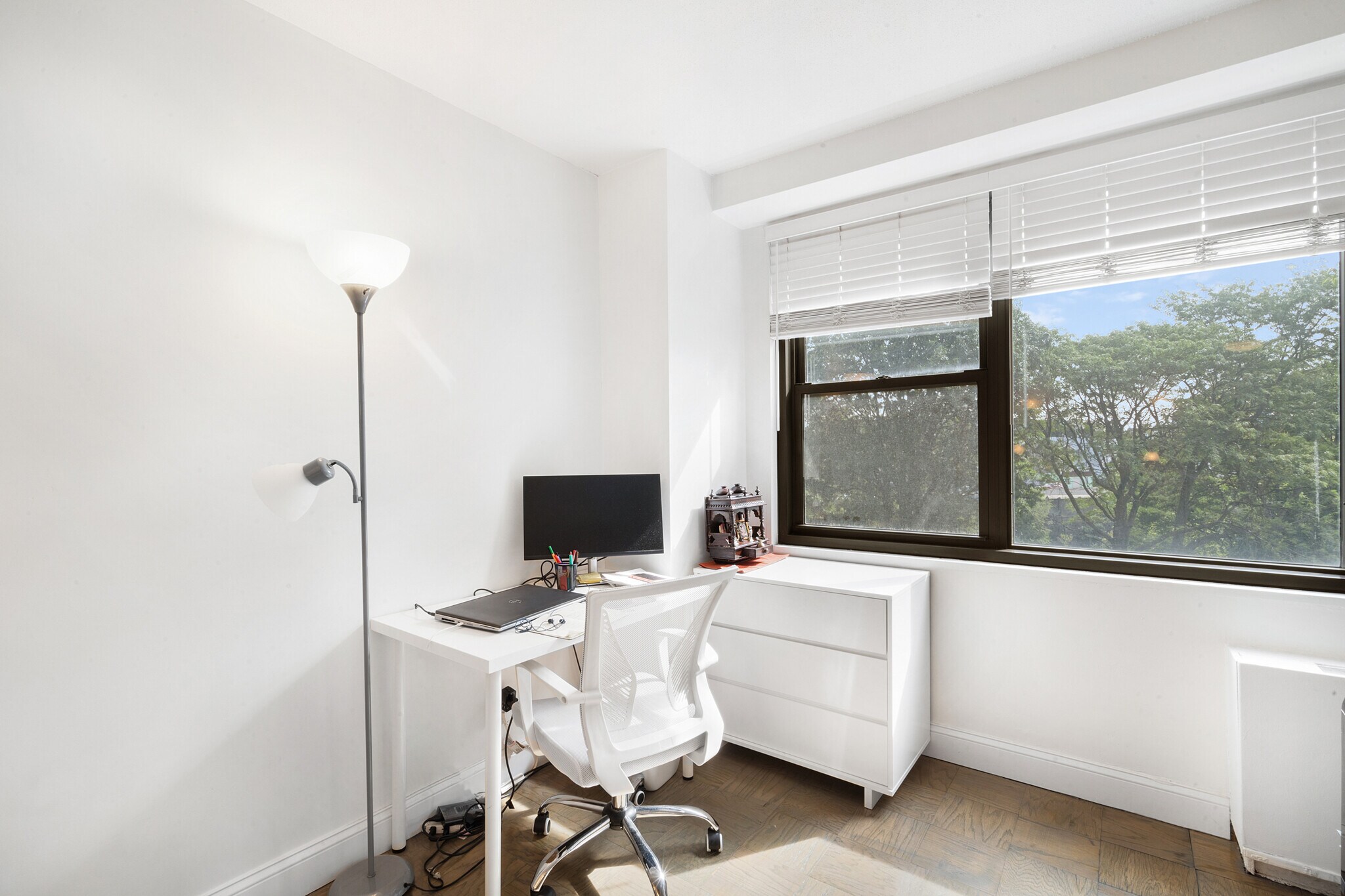 Building Photo - 201 Saint Pauls Ave