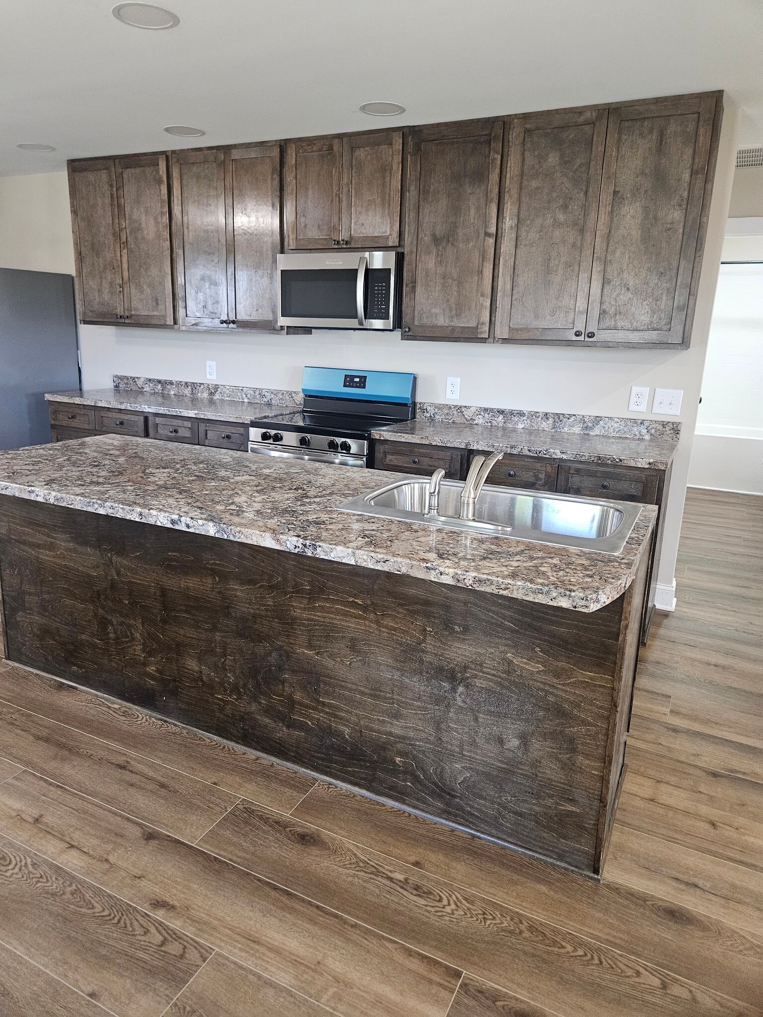 Building Photo - 20574 Johnson Rd