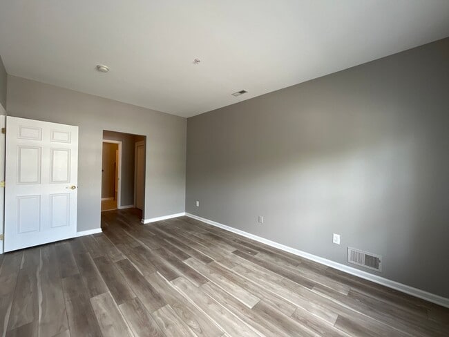 Building Photo - 2 bedroom condo at Country Classics at Mor...