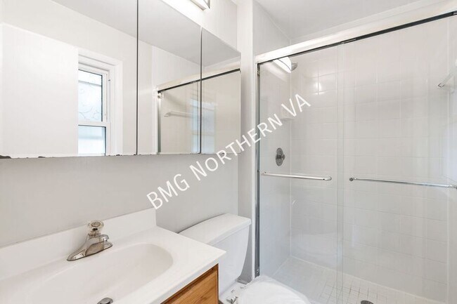 Building Photo - 8316 Carnegie Dr