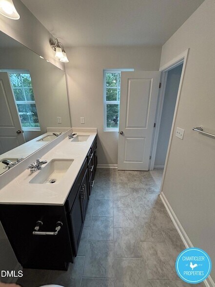 Building Photo - 163 Copper Fox Ln