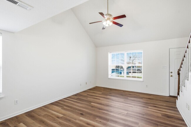 Building Photo - 3518-3520 Prescott Dr.