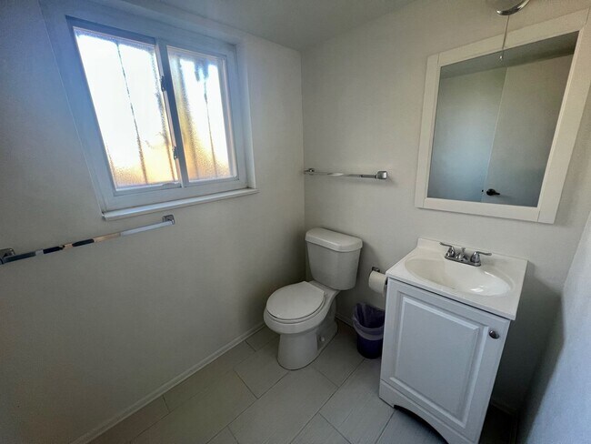 Building Photo - Spacious 3bed, 2.5 bath, Willow Park House in Aurora