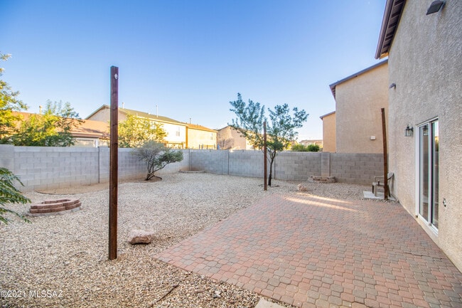 Building Photo - 7043 S Gull Ln