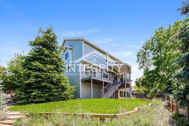 Building Photo - 11536 Briarwood Ln
