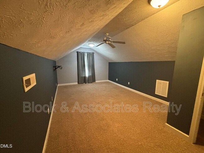 Building Photo - 2228 Stornoway Ct