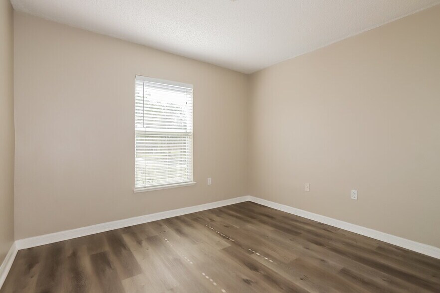 Building Photo - 12938 Bridleford Dr