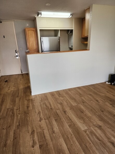 Building Photo - 320 Liliuokalani Ave