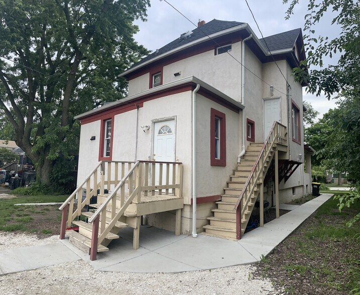 Building Photo - 240 Sawyer Ave