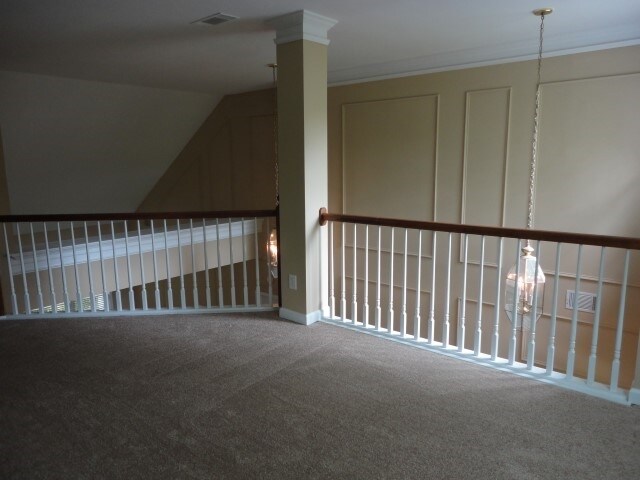 Building Photo - 1034 Chesterfield Place NW
