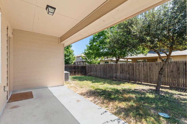 Building Photo - "Spacious 4-Bedroom Retreat in Schertz wit...