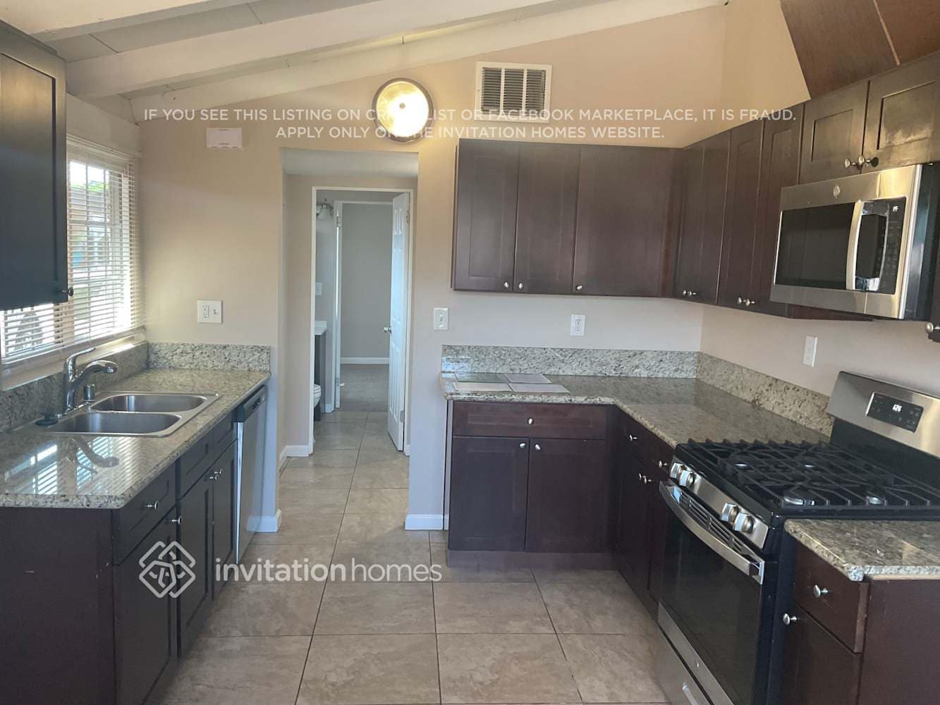 Building Photo - 6452 Geyser Ave