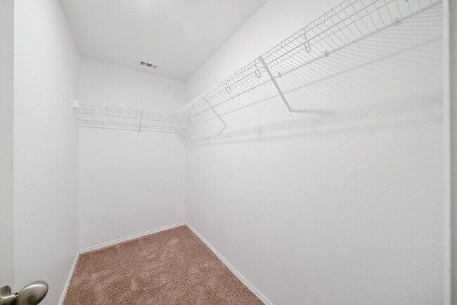Building Photo - 9703 Woodland Pines