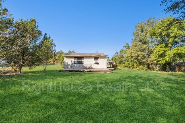 Primary Photo - 40542 W 3rd Ave