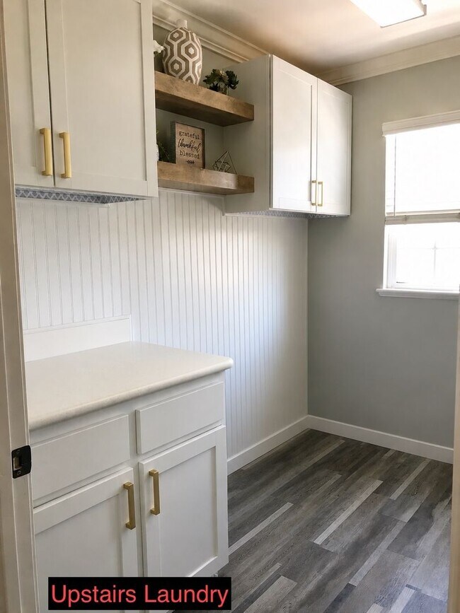 Building Photo - Upgraded 4 bedrooms 3 full baths home in Chula Vista- San Miguel Ranch area.