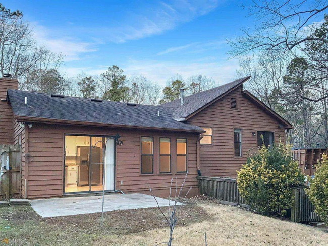 Building Photo - 2293 Carousel Ct