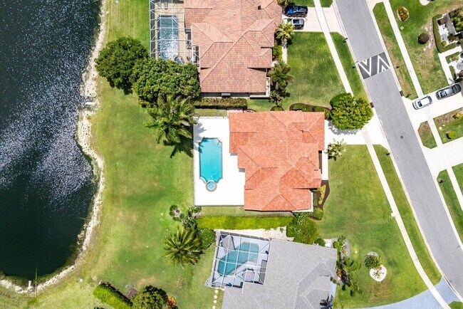 Building Photo - 20321 Hacienda Ct