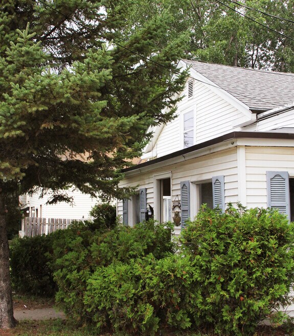 Building Photo - 122 Archibald St