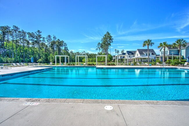 Building Photo - 115 Winding Branch Dr