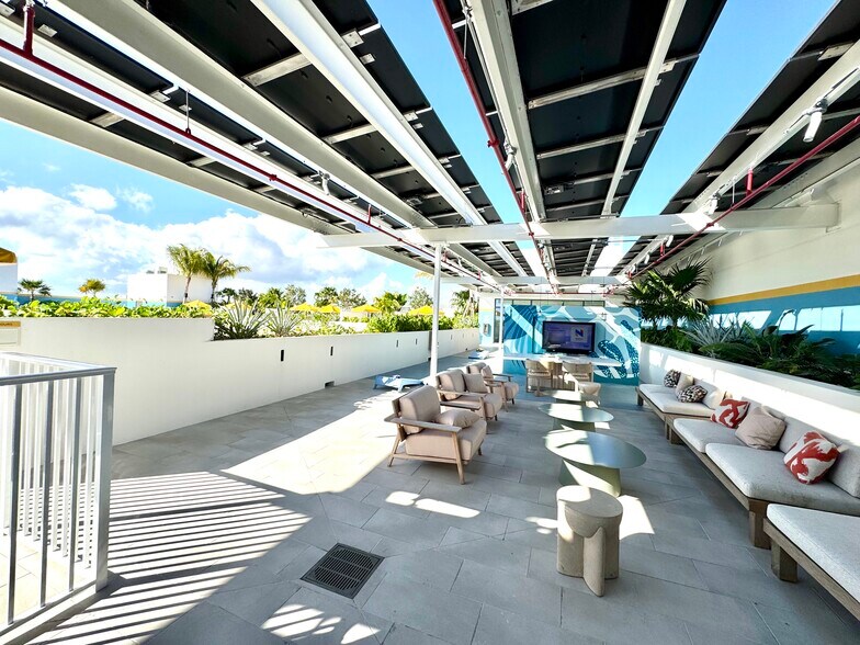 Building Photo - 1940 NW 2nd Ct